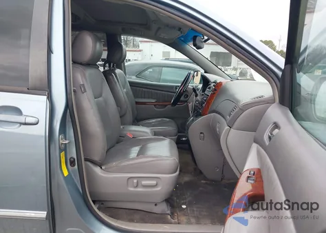 2005 Toyota Sienna Xle Limited z USA, uszkodzony, nr VIN 5TDZA22C35S324474